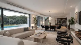 Buy 7 bedrooms villa in Zona C