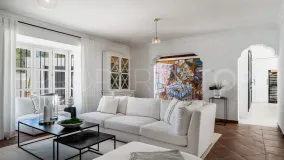 Villa for sale in El Madroñal with 4 bedrooms
