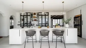 Villa for sale in El Madroñal with 4 bedrooms