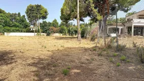 Plot for sale in Guadalmina Baja