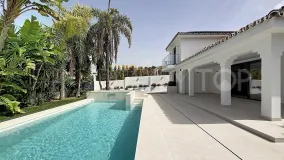 Comprar villa en Guadalmina Alta