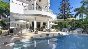 Comprar villa en El Presidente