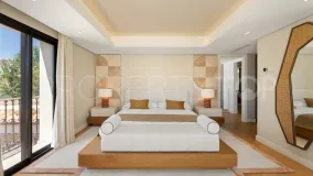 Comprar villa con 6 dormitorios en Casasola