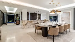 For sale Las Brisas del Golf 6 bedrooms villa