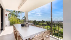 Se vende villa en Los Arqueros de 5 dormitorios