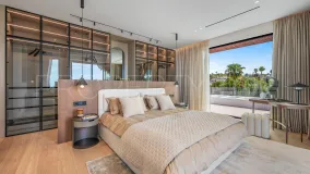 6 bedrooms Marbesa villa for sale