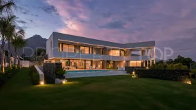 Altos de Puente Romano 6 bedrooms villa for sale