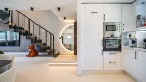 For sale town house in Los Picos de Nagüeles with 3 bedrooms