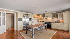 Villa with 5 bedrooms for sale in Cascada de Camojan