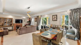 5 bedrooms villa in Las Brisas for sale