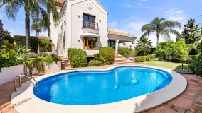 Villa con 4 dormitorios a la venta en Monte Biarritz