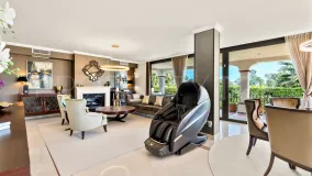 Villa con 4 dormitorios a la venta en Monte Biarritz