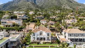 For sale Sierra Blanca villa with 5 bedrooms