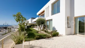 Se vende villa en El Higueron