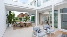 For sale Valdeolletas villa with 4 bedrooms