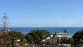 Adosado en venta en Elviria Playa con 3 dormitorios