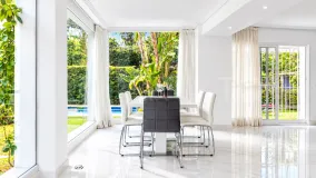 Villa for sale in Nagüeles with 4 bedrooms