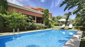 Villa con 5 dormitorios en venta en Altos de Puente Romano
