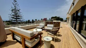 Villa en venta en Los Monteros Playa con 5 dormitorios