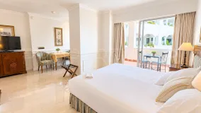 Apartment in Guadalpin Suites for sale