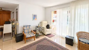 Comprar atico duplex de 4 dormitorios en Marbella Centro