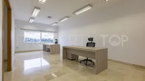 Nave en venta en Plaza de toros-La Ermita con 8 dormitorios