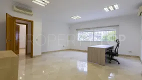 Nave en venta en Plaza de toros-La Ermita con 8 dormitorios