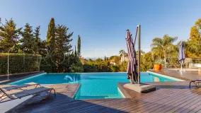 Villa en venta de 5 dormitorios en Hacienda las Chapas