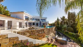 Villa en venta de 5 dormitorios en Hacienda las Chapas