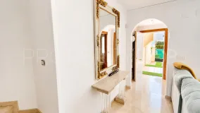 Adosado en venta con 3 dormitorios en Costabella