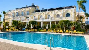 For sale penthouse in Aloha Gardens