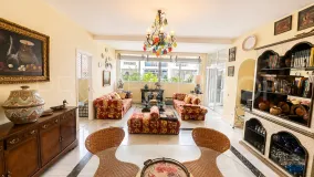 2 bedrooms ground floor apartment in Playas del Duque for sale