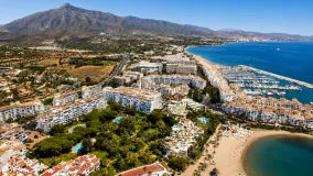 2 bedrooms ground floor apartment in Playas del Duque for sale