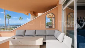 3 bedrooms Nueva Andalucia apartment for sale