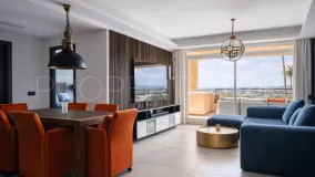3 bedrooms Nueva Andalucia apartment for sale