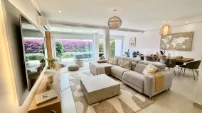 Las Petunias town house for sale
