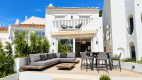 Adosado a la venta en Los Altos de los Monteros con 4 dormitorios