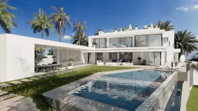Villa en venta con 6 dormitorios en Cascada de Camojan