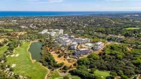 Ground floor apartment for sale in La Reserva with 3 bedrooms
