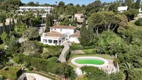 Villa for sale in Kings & Queens