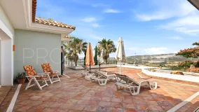 Apartamento a la venta con 3 dormitorios en Doña Julia