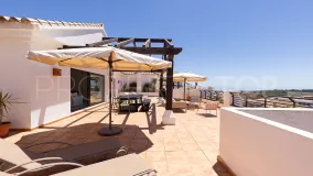 For sale penthouse with 3 bedrooms in Casares Golf