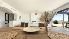 For sale penthouse with 3 bedrooms in Casares Golf