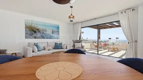For sale penthouse with 3 bedrooms in Casares Golf