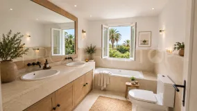 Villa en venta en La Duquesa Golf