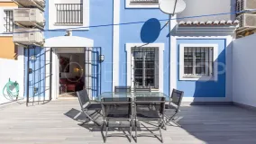 Town house for sale in Bahia de Casares