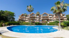 Apartamento con 3 dormitorios en venta en Nueva Andalucia