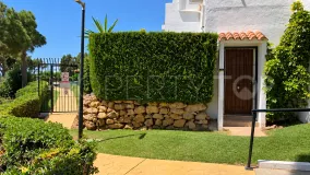 For sale apartment in Calahonda with 2 bedrooms
