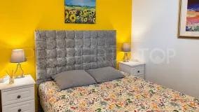 For sale apartment in Calahonda with 2 bedrooms
