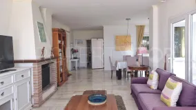 For sale apartment with 3 bedrooms in La Mairena